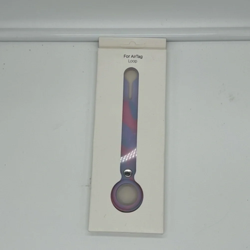 Apple Violet Camo Airtag Loop